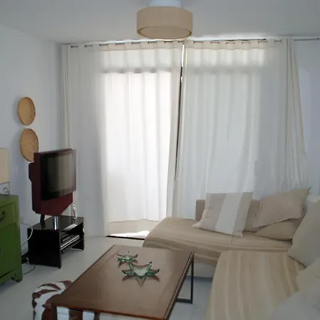 アパート Apartamento Magallanes 62 *